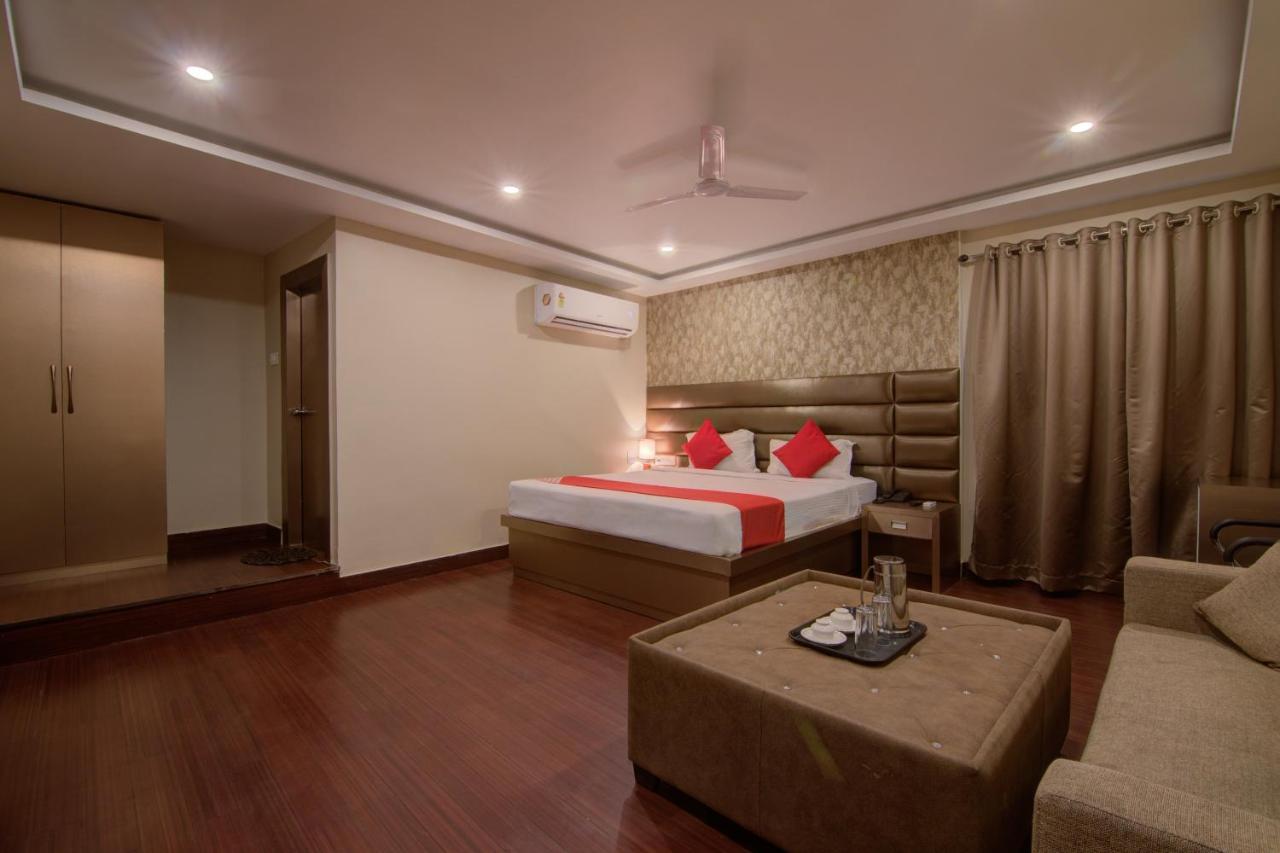 Oyo 12736 Skylawn Hotel Jamshedpur Exterior photo